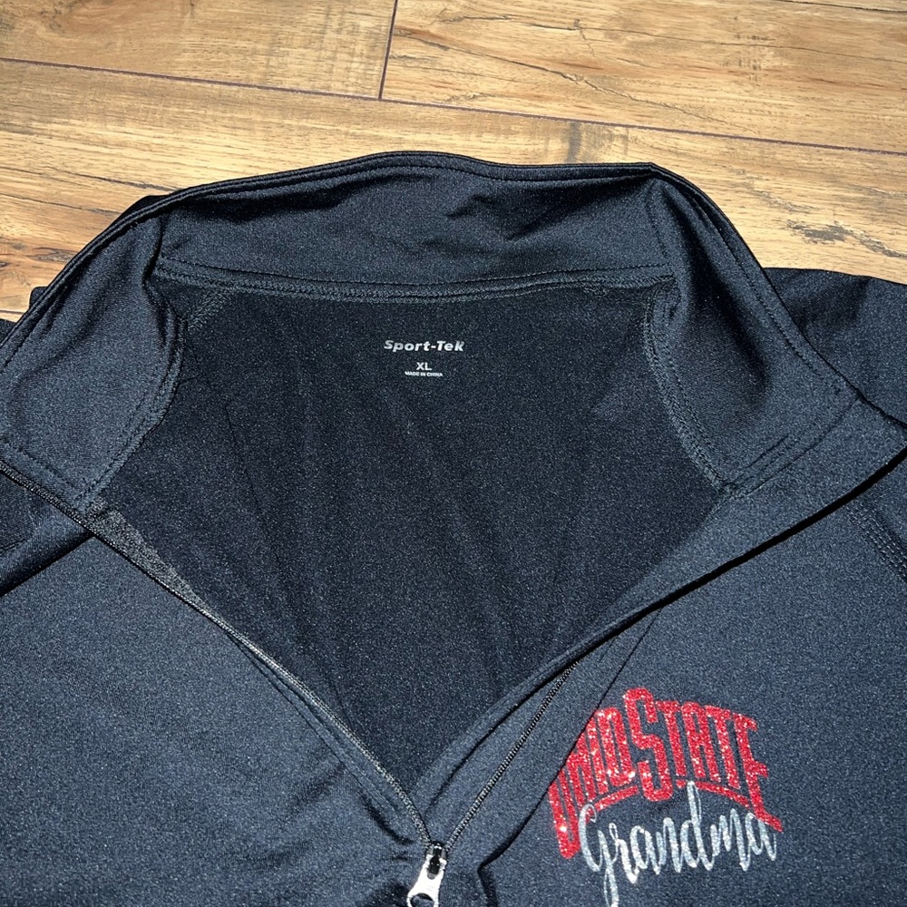 ohio state pullover - Picture 3 of 5